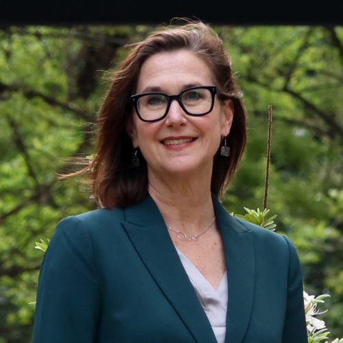 carla crowder headshot
